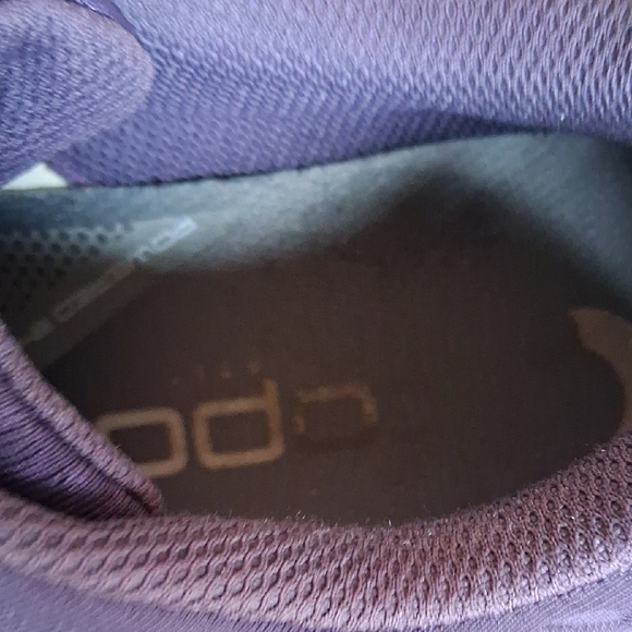 Stylish Women's Purple Athletic Shoes - Picture 10 of 16